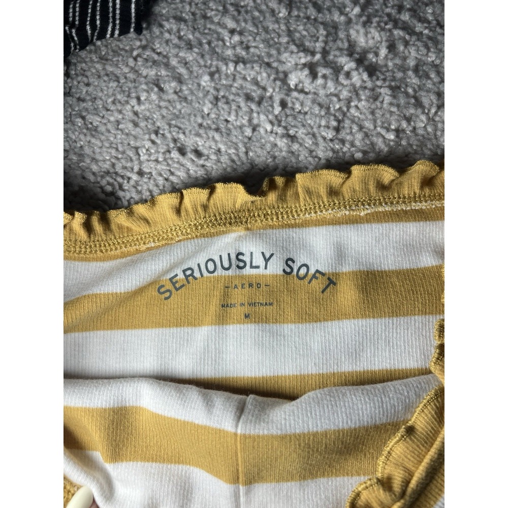 Women's Aeropostale Off The Shoulder Tops Medium BUNDLE Set Of 2 - Picture 2 of 5